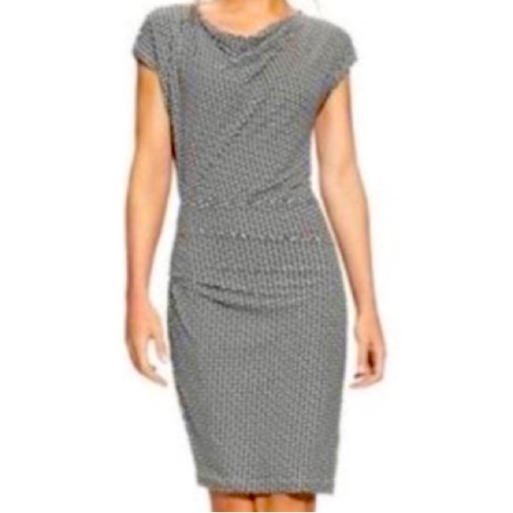 Cabi women’s printed ruched side cap dress style 614, size L